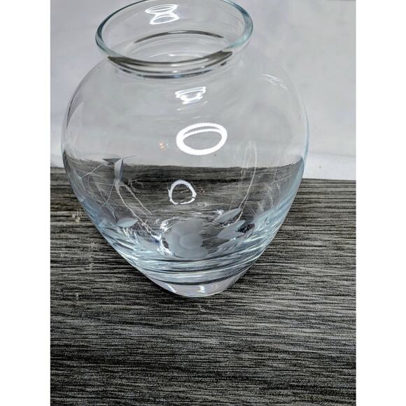 Princess House #411 Heritage Crystal Accent Mini Vase 4.5" Hand blown Etched - Picture 5 of 5